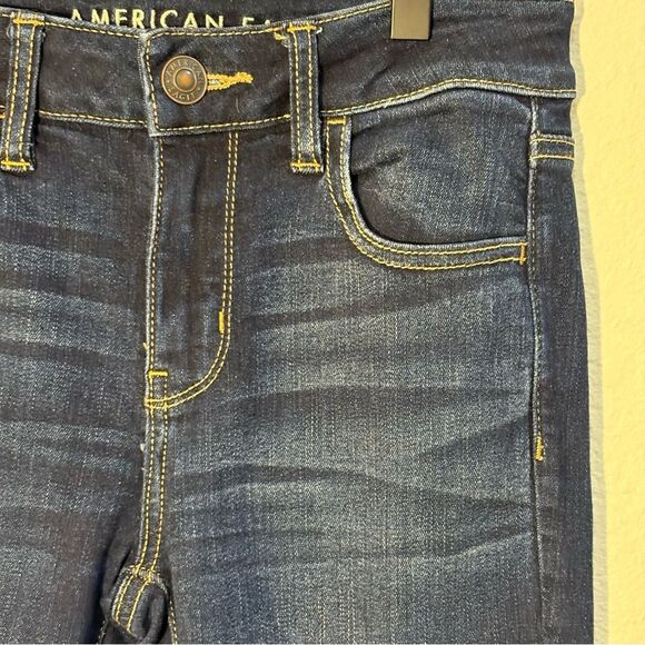 American Eagle Outfitters Next Level Stretch Deep Indigo Jeans Women’s 4. - Picture 3 of 11